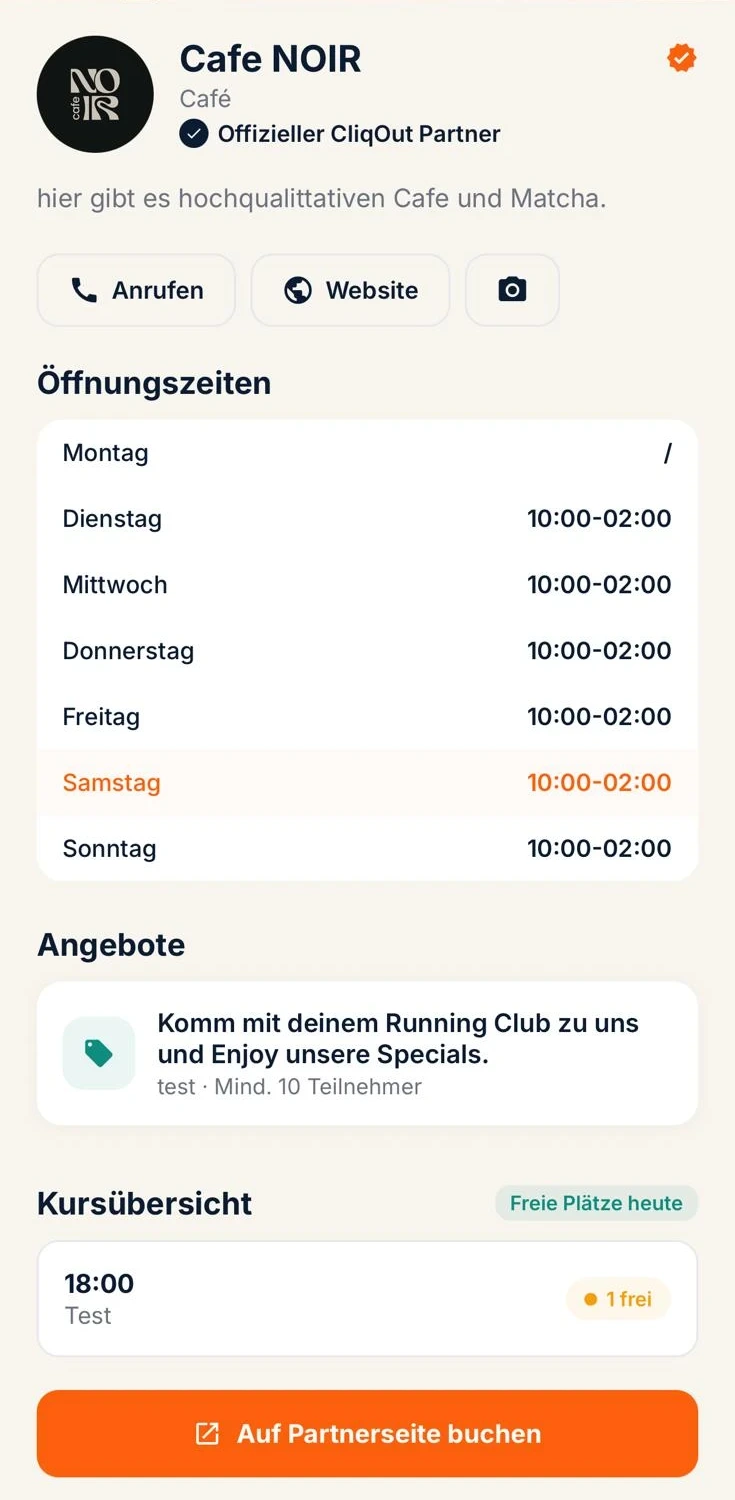 Partnerseite eines Cafés in der CliqOut App mit Öffnungszeiten, Angeboten und Kursen